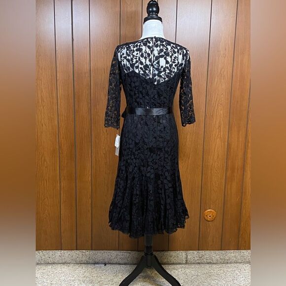 Teri Jon by Rickie Freeman Black Lace Pintuck midi dress size 4 - Picture 6 of 11